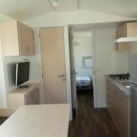 Camping Santa Monica * Raron